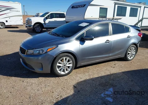 2017 Kia Forte S z USA, uszkodzony, nr VIN 3KPFL4A78HE137212